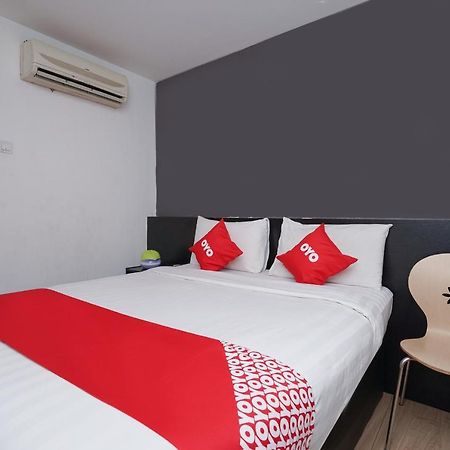 OYO 90106 Sindbad Hotel Kuala Lumpur Exterior foto