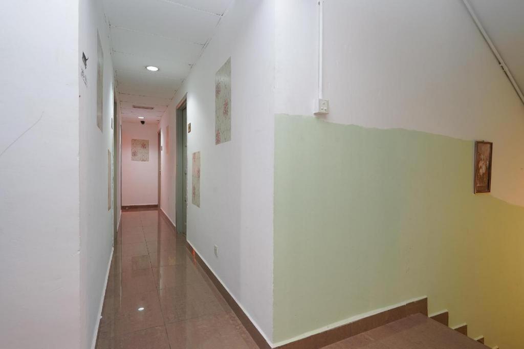 OYO 90106 Sindbad Hotel Kuala Lumpur Exterior foto